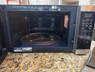 Large capacity Microwave Oven