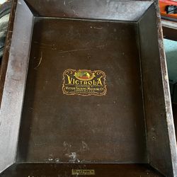 Victor Victrola Gramophone Record Player In Cabinet