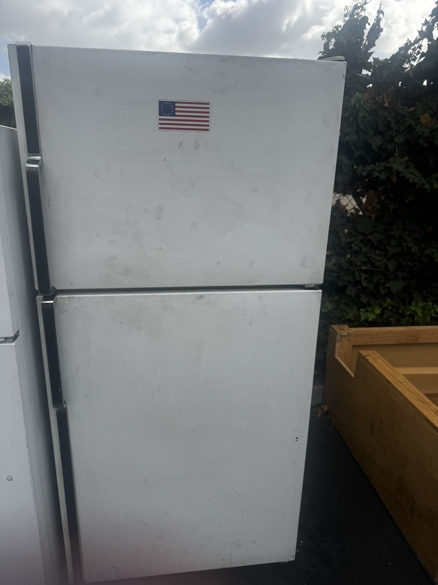Refrigerator/ Works And Perfect For A Outside Garage