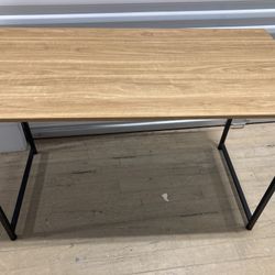 Desk/table 