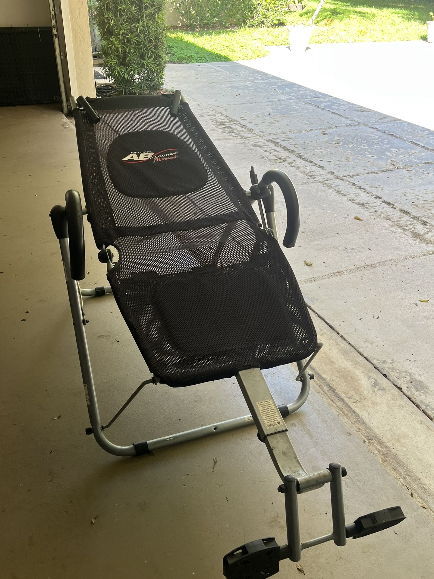Tony Little’s AbLounge Xtreme ab machine