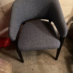 Blue  accent  chair