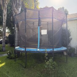 Trampoline 