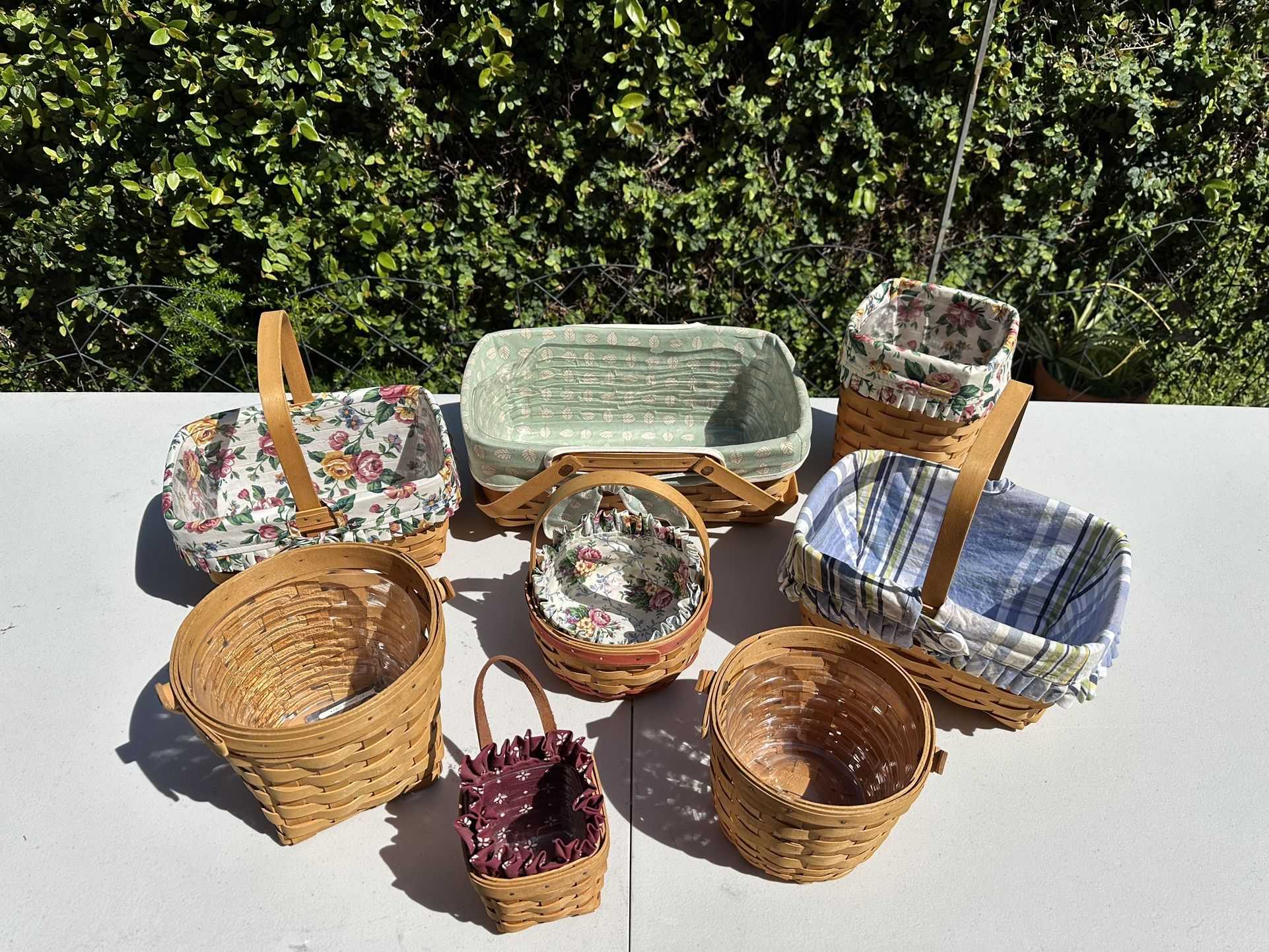 Longaberger Lot - 8 baskets, 1998