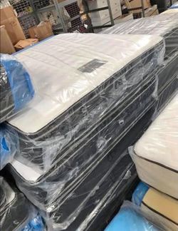 Never Used Before !! Full Size Mattress With Box Spring For Sale !! Its Cash On Delivery