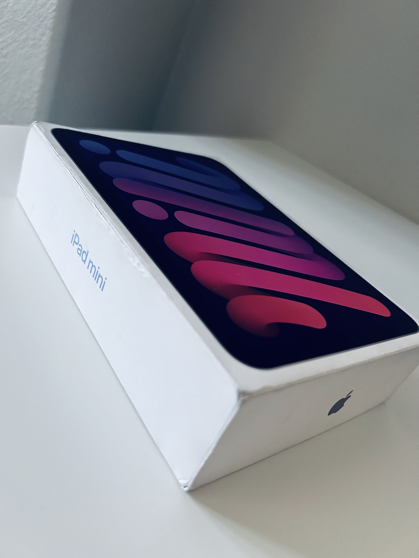 Apple iPad Mini (2025 Model) A17 Pro Chip! WiFi! Come With $129 Case! $460