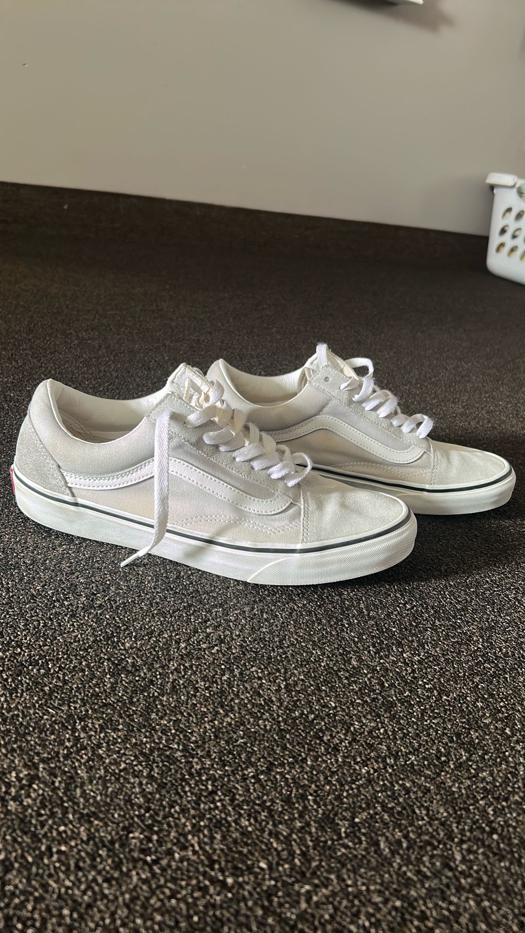 Men’s Vans 9