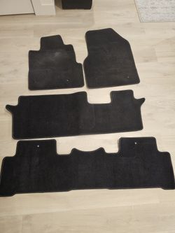 Honda Pilot Floor Matts