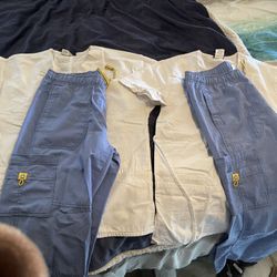 Small Cherokee Scrubs