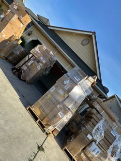 Costway pallets