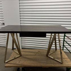 Beautiful Furniture Market Desk 