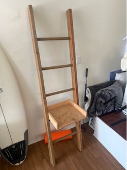 Shelf / decor / blanket holder