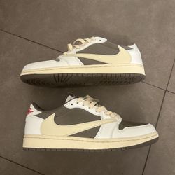 Jordan 1 Low Reverse Mocha Travis Scott 