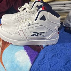 Boys Shoes Reebok Size 3