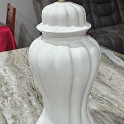 1960's White ceramic lamp