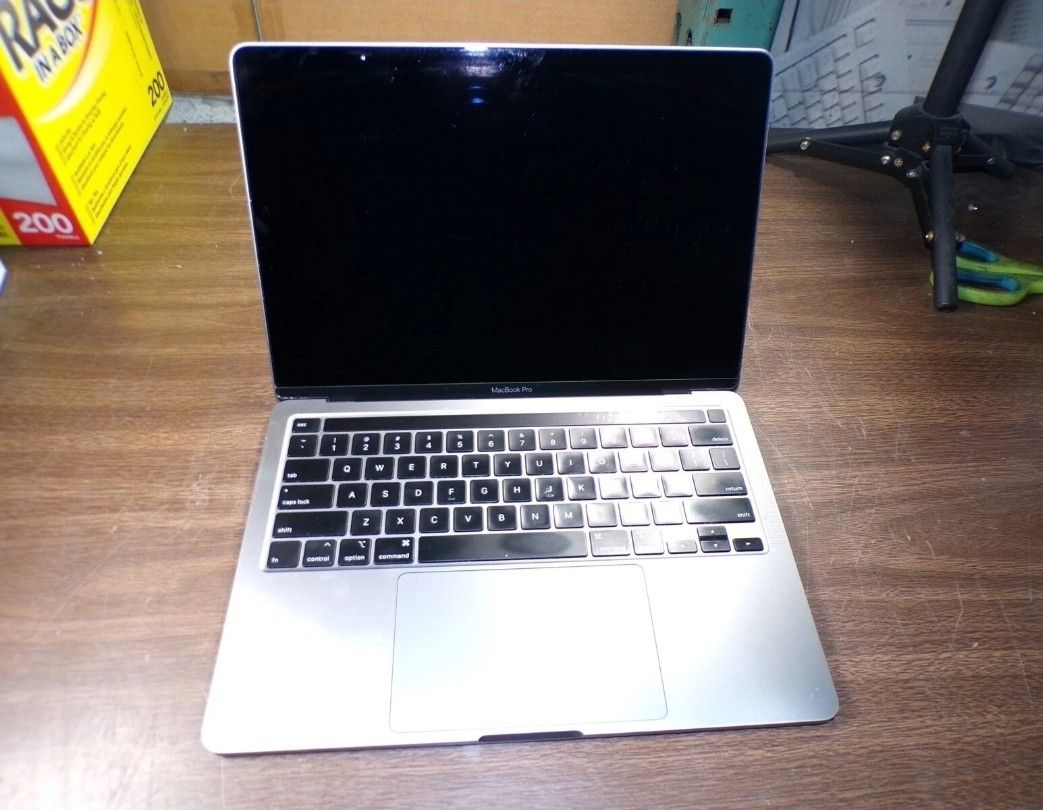 2018 MacBook Pro – For Parts / Not Working