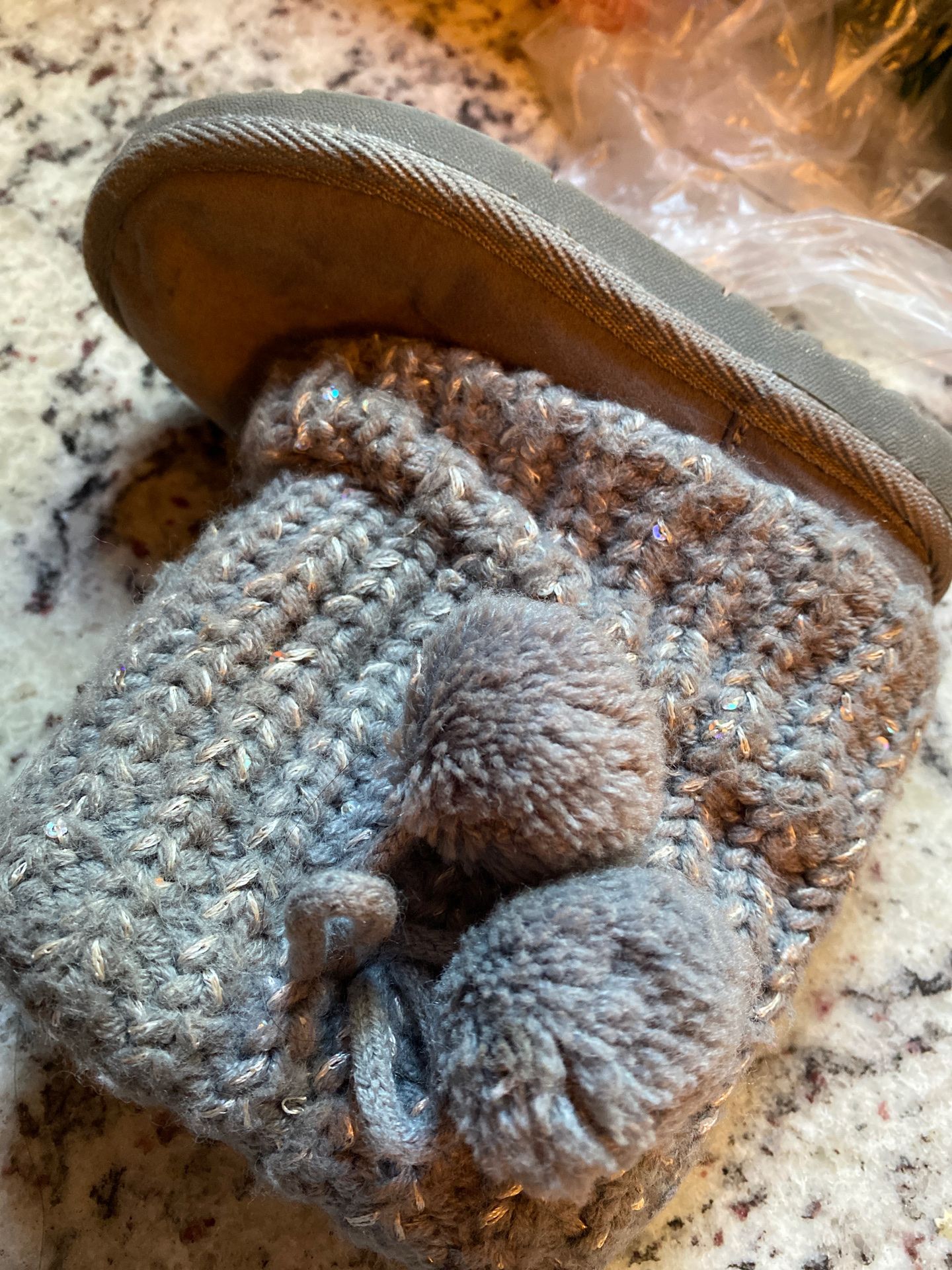 Little girls winter boots gray/silver glittery size 9