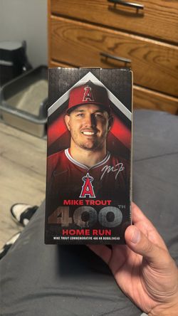 Mike Trout bobblehead 400 homerun