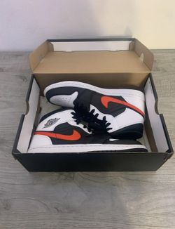 Brand New! Air Jordan 1 Mid Chile Red White Black Basketball Shoes 