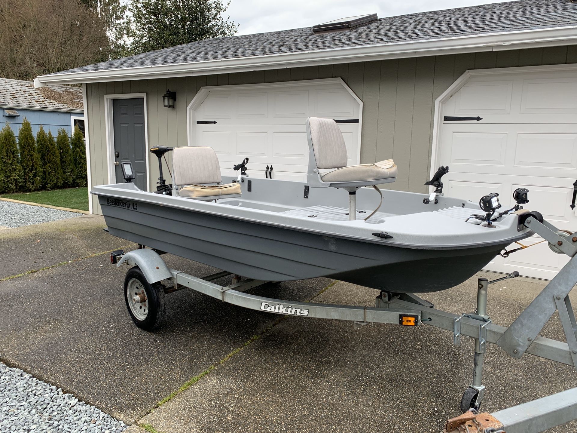 Bass Tender 11.3 Plastic Bass Fishing Boat & Trailer
