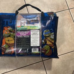Twin 4pc Bed set (Ninja Turtles)