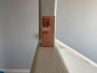 Carolina Herrera 212 VIP Rosé NYC Elixir