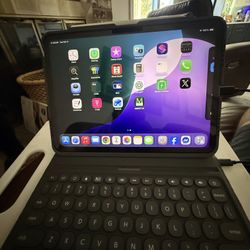 Apple iPad Pro 11 3rd gen 256
Barter trade