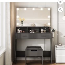 Makeup Vanity Table Set with Mirror & Power Strip