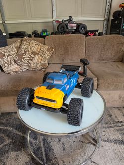 🔥 BRAND NEW ARRMA NOTORIOUS 6S BLX EXB – LATEST VERSION – $550 🔥