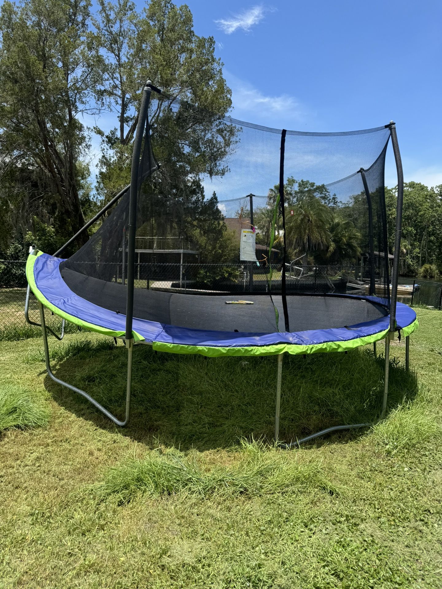 Trampoline