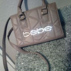 New purse bebe