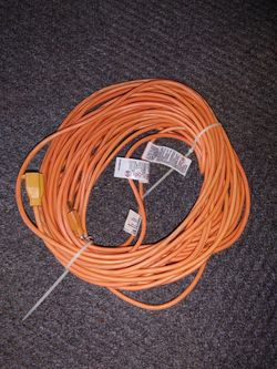 Preowned 100 foot extension cord