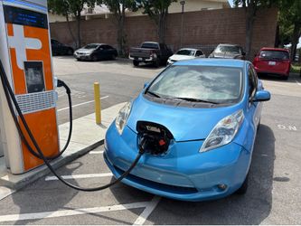 2012 Nissan Leaf EV
