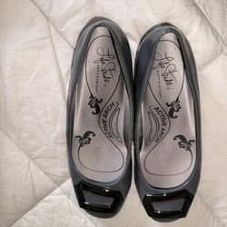 Life Stride Flat Shoes 