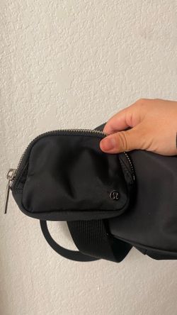 Lululemon bag