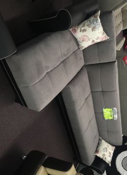 Black and grey sectional modern style