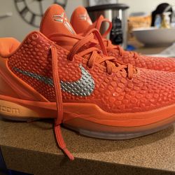 Kobe 6 total orange size 8