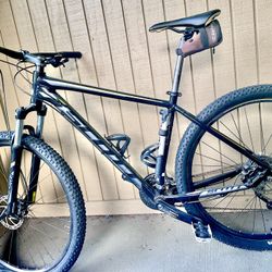 Scott Hardtail Mountain Bike – Great Condition