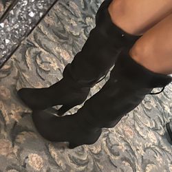 Black Boots With Fur Size 9 