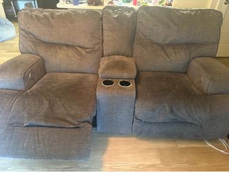 Electric reclining couch