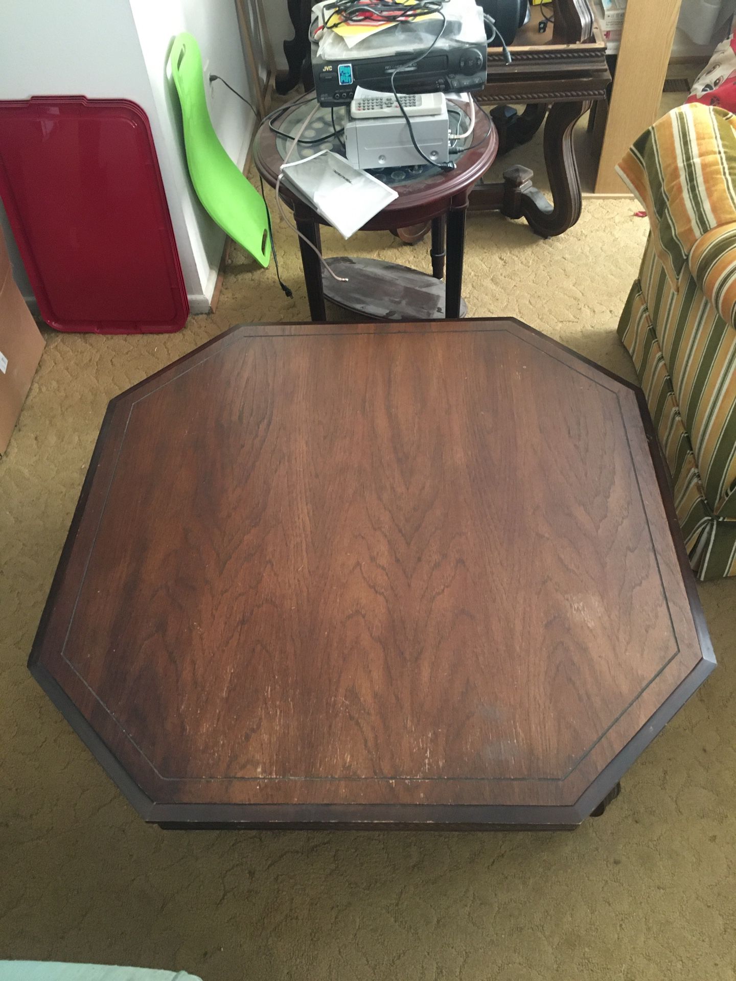 Vintage Matching Coffee Table & End Table set.