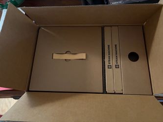 Steam Machine 2TB w/ Controller