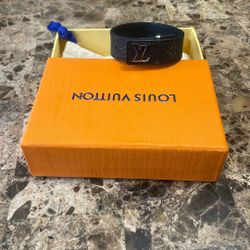 Louis Vuitton Lv Slim Bracelet 