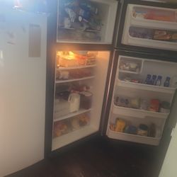 Refrigerator Y Freezer. 