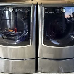 LARGE CAPACITY WASHER AND ELECTRIC DRYER 
