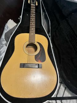 Vintage Harmony dreadnot, $200