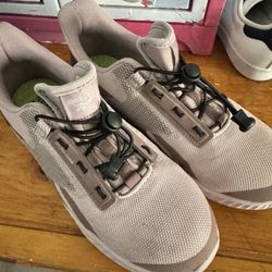 Reebok Steeltoe shoes