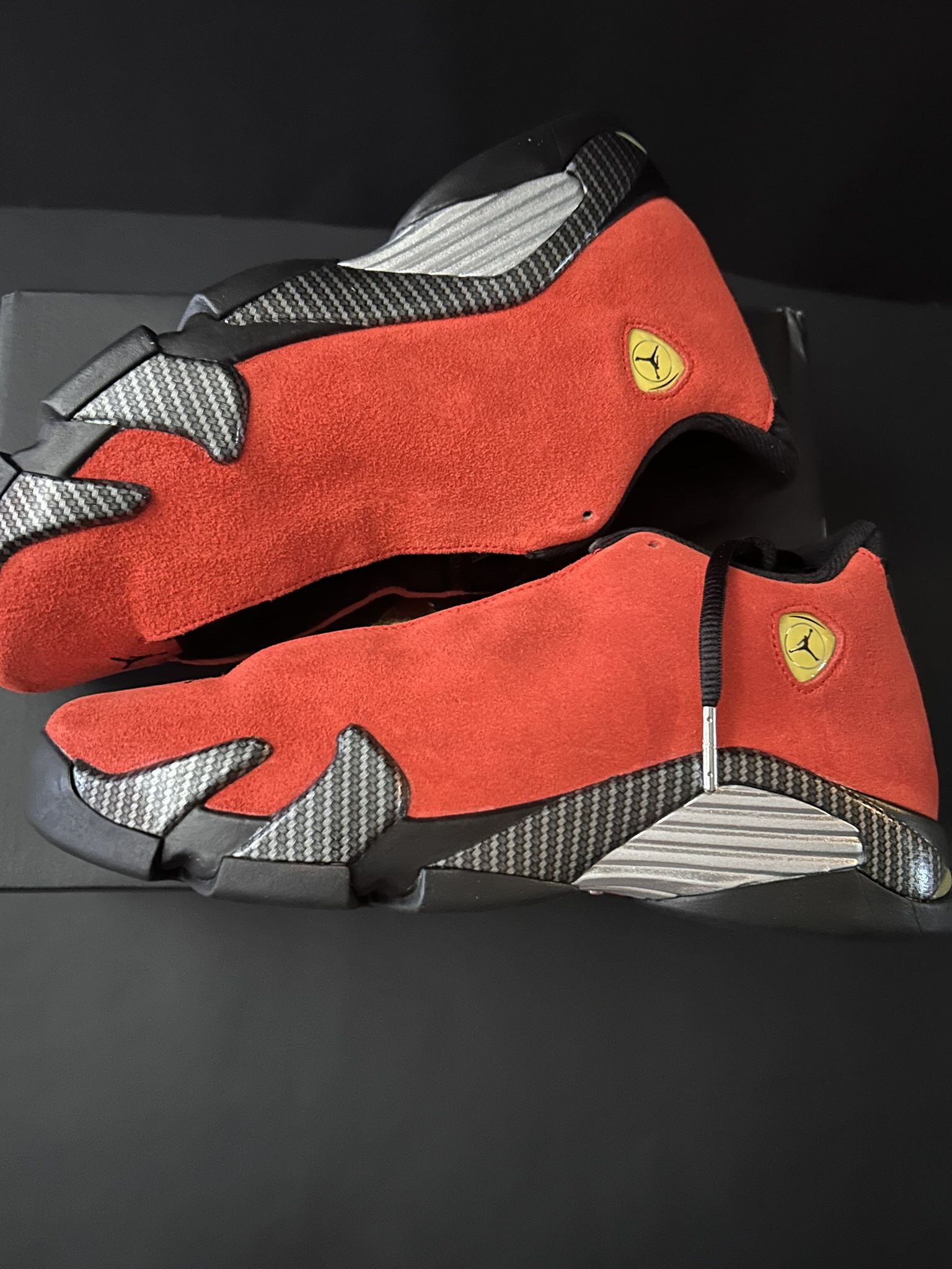 NEW Jordan 14 - Ferrari - 6.5Y