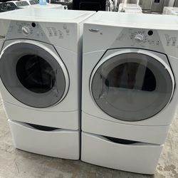 Front Load Washer Dryer Set On Pedestals