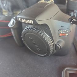 Canon EOS Rebel T7